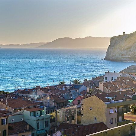Hotel Deutsche Familien Finale Ligure Zewnętrze zdjęcie