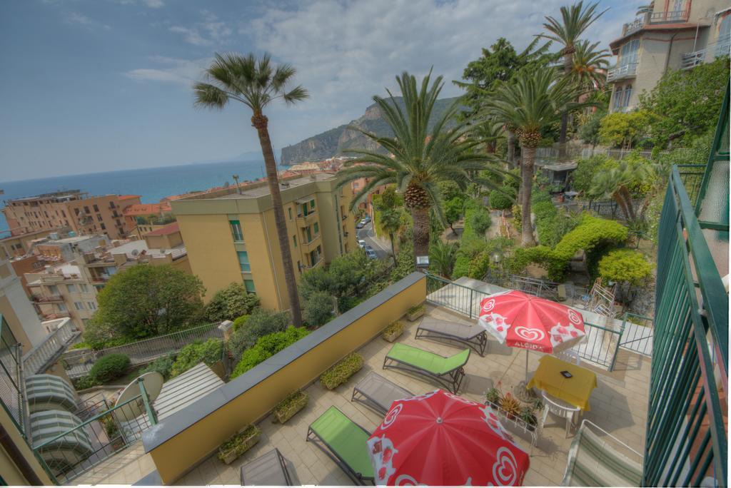 Hotel Deutsche Familien Finale Ligure Zewnętrze zdjęcie