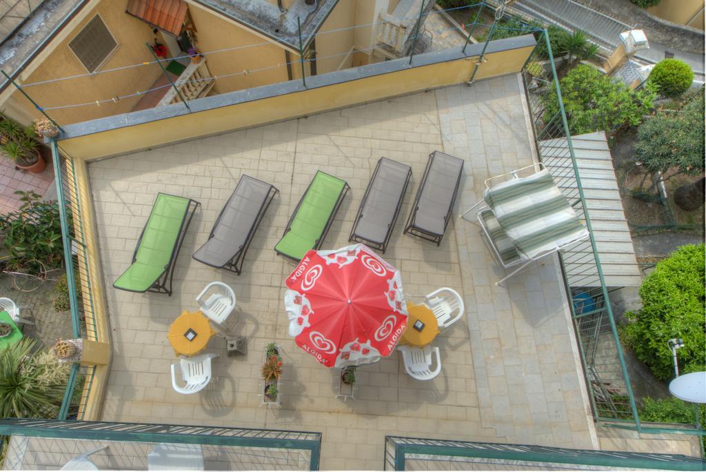 Hotel Deutsche Familien Finale Ligure Zewnętrze zdjęcie