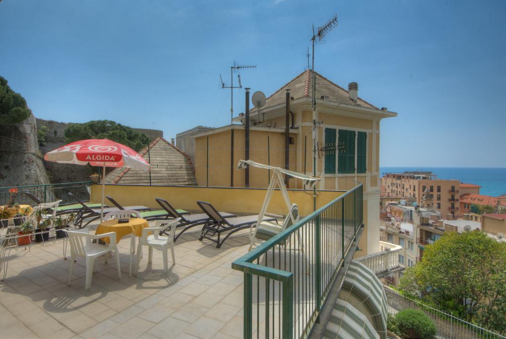 Hotel Deutsche Familien Finale Ligure Zewnętrze zdjęcie
