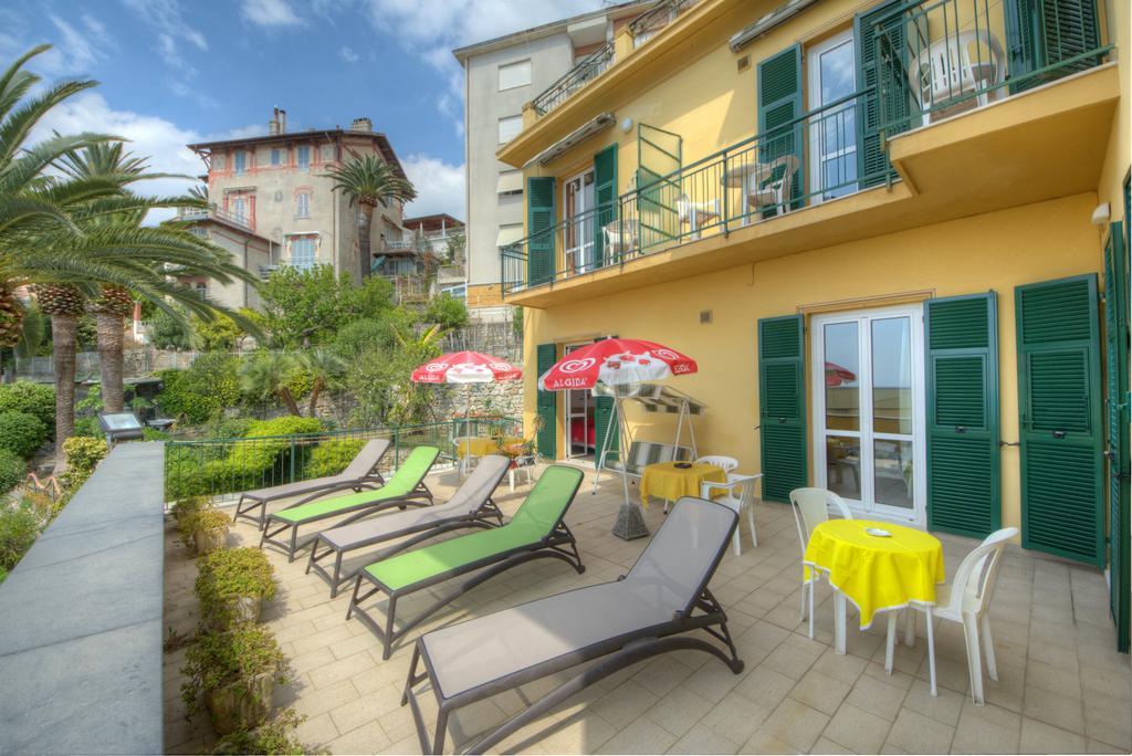 Hotel Deutsche Familien Finale Ligure Zewnętrze zdjęcie