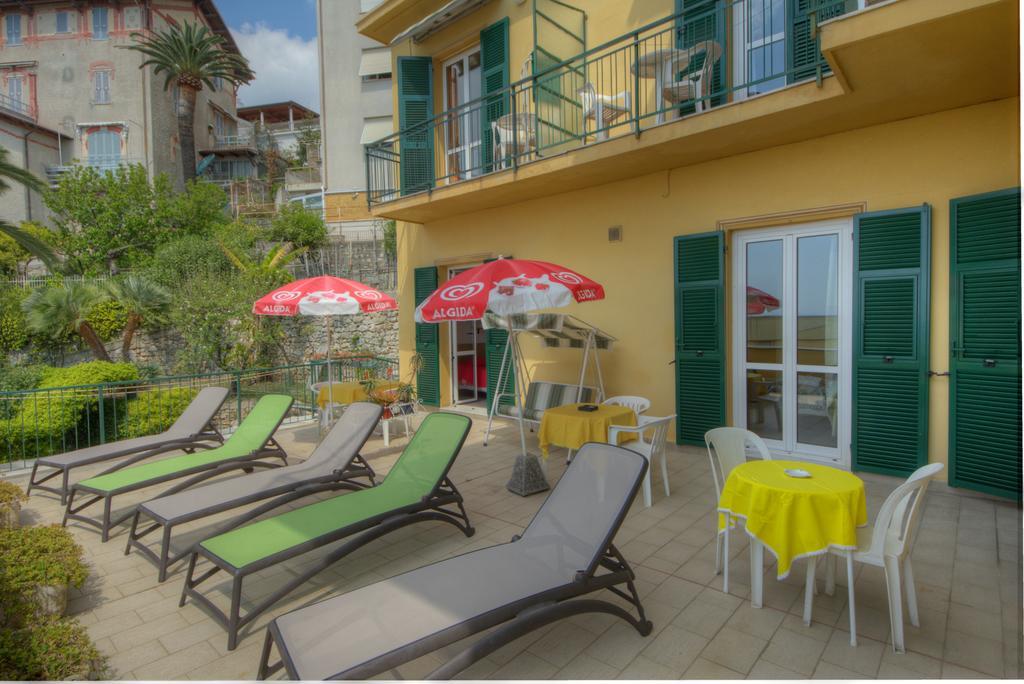 Hotel Deutsche Familien Finale Ligure Zewnętrze zdjęcie