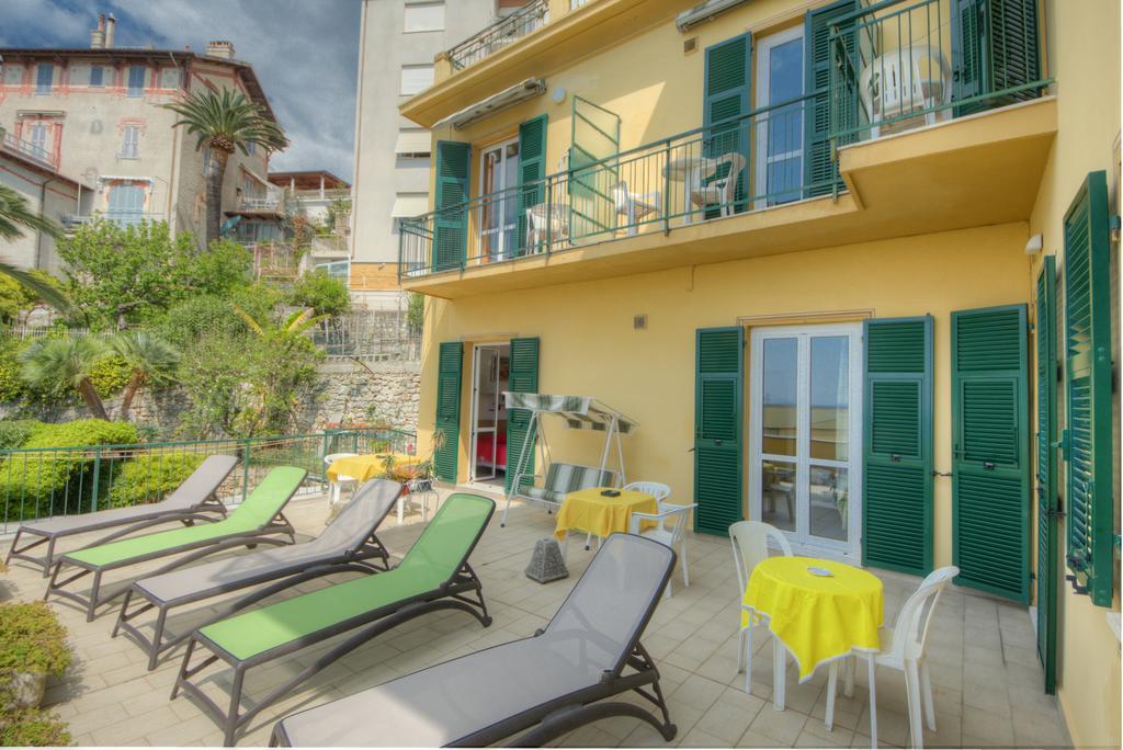 Hotel Deutsche Familien Finale Ligure Zewnętrze zdjęcie