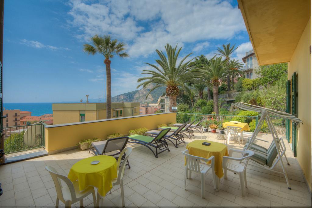 Hotel Deutsche Familien Finale Ligure Zewnętrze zdjęcie