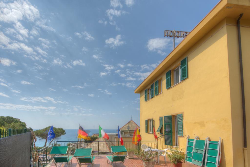 Hotel Deutsche Familien Finale Ligure Zewnętrze zdjęcie