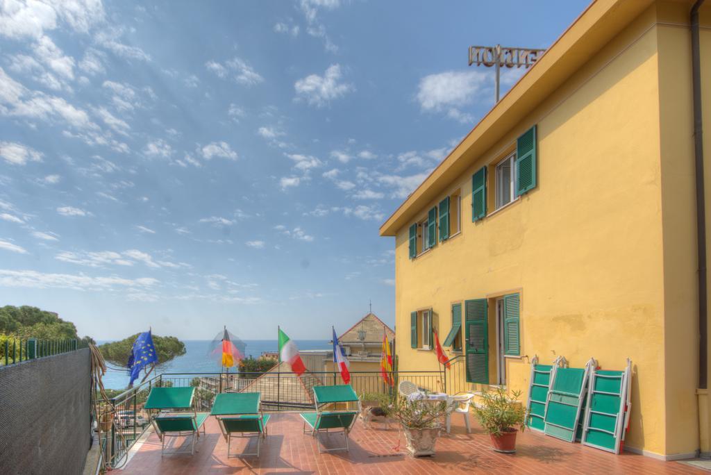 Hotel Deutsche Familien Finale Ligure Zewnętrze zdjęcie