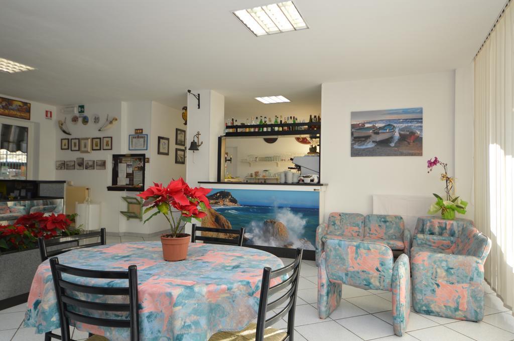 Hotel Deutsche Familien Finale Ligure Zewnętrze zdjęcie